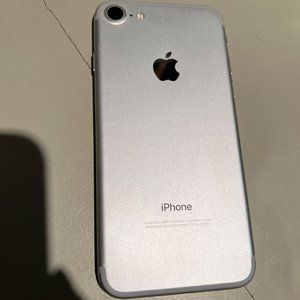 iPhone 7 Silver 256GB A1660, Model MN8M2LL/A - Unlocked AT&T